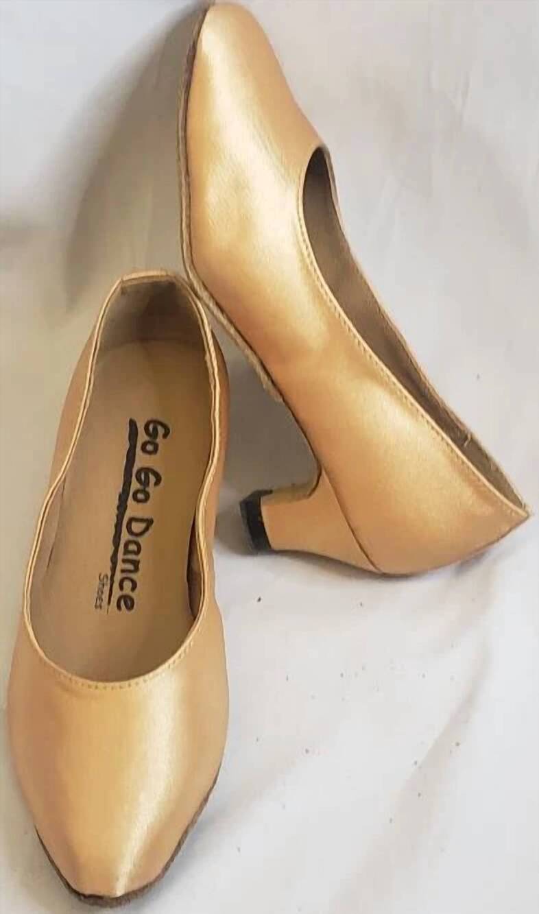 NEW GO GO DANCE girl's perry 1.3" standard ballroom shoes in tan satin